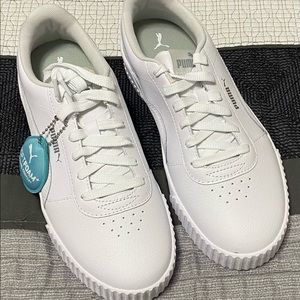 Puma Carina White Sneakers size 8 1/2